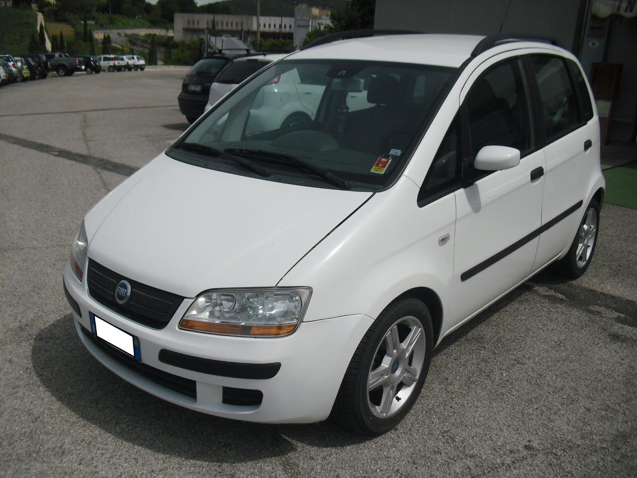 Fiat Idea 1.3 Multijet 16V Dynamic Dualogic, cambio automatico, ottime condizioni!
