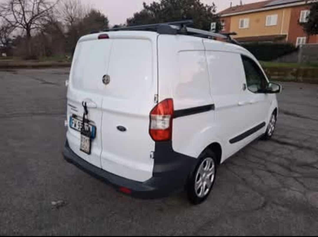 Ford Transit Courier 1.5 euro 6