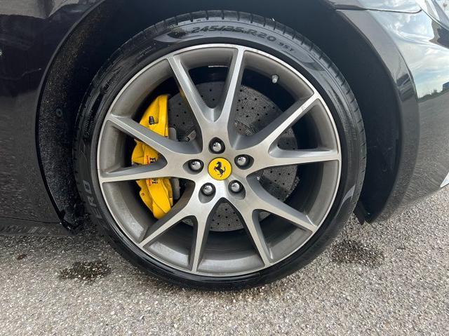 FERRARI California DCT