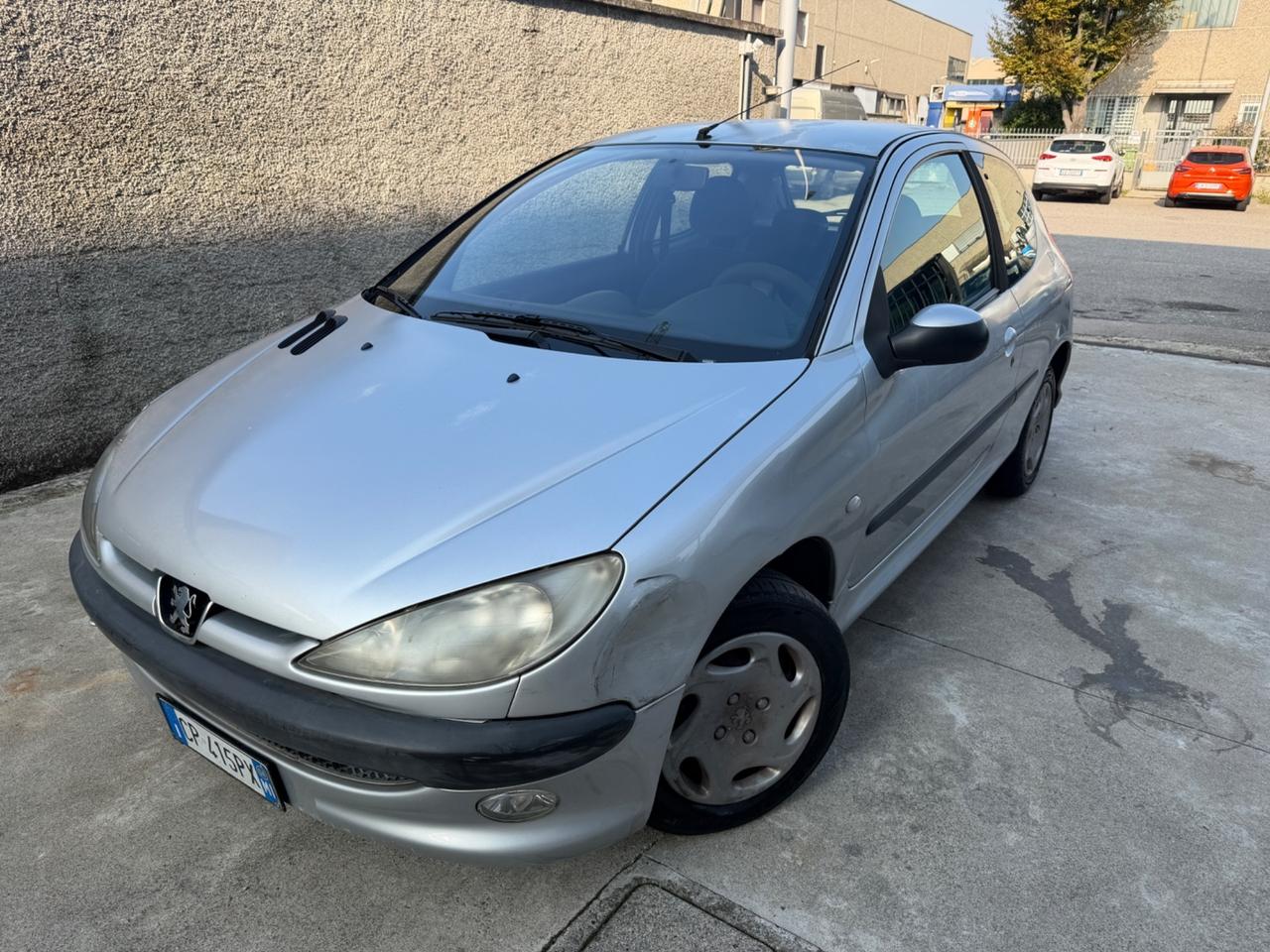Peugeot 206 1.1 benzina clima neopatentati