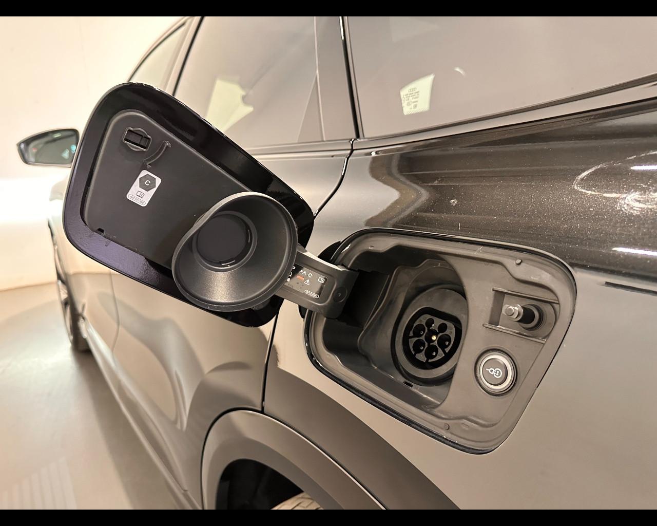 AUDI Q5 SPORTBACK E-HYBRID S-TRONIC QUATTRO S-LINE EDITION