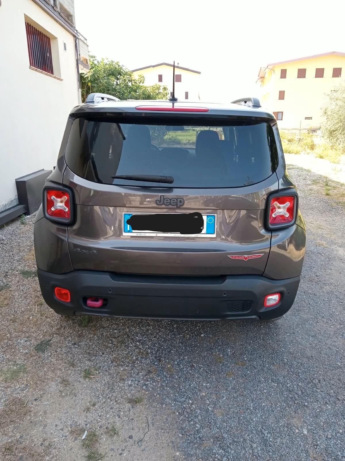 Jeep Renegade 2.0 Mjt 170CV 4WD Active Drive Low Trailhawk