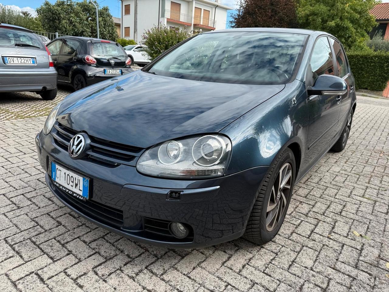 Volkswagen Golf 2.0 TDI Sportline + TETTO