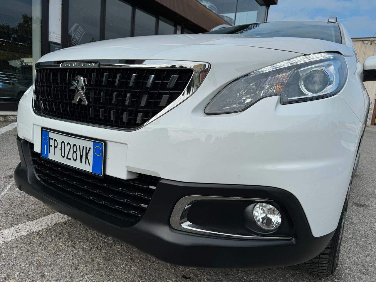 Peugeot 2008 PureTech 82 Active,UNICO PROP.,OK NEOPATENTATO,60.000km,