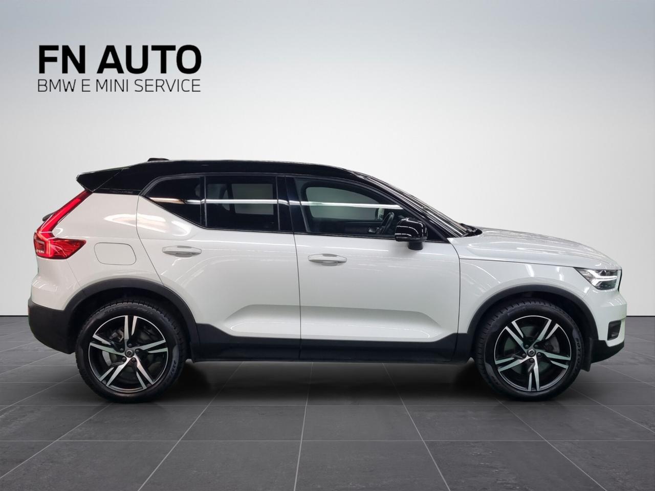 Volvo XC40 T4 Recharge Plug-in Hybrid R-design