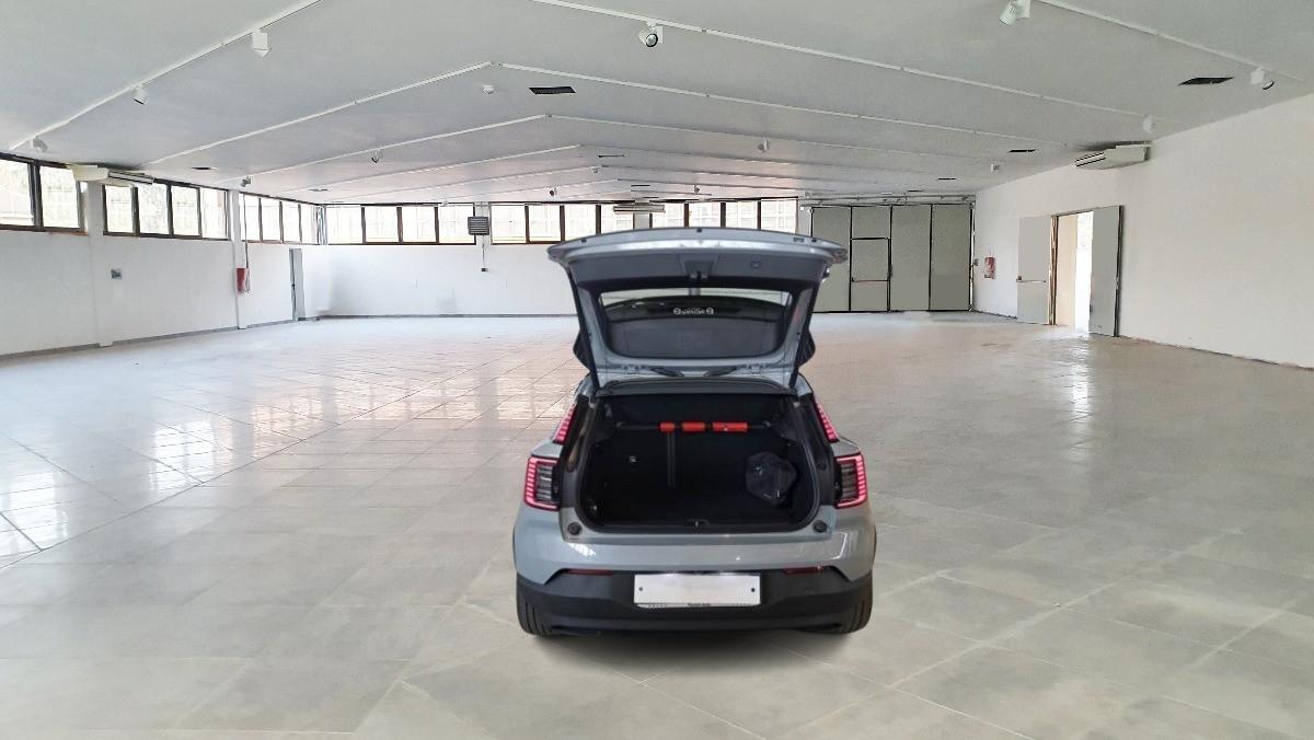 VOLVO Ex30 Single Motor Extended Range Rwd Plus