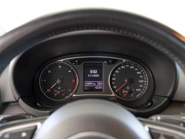 Audi A1 A1 Sportback 1.6 tdi Design s-tronic