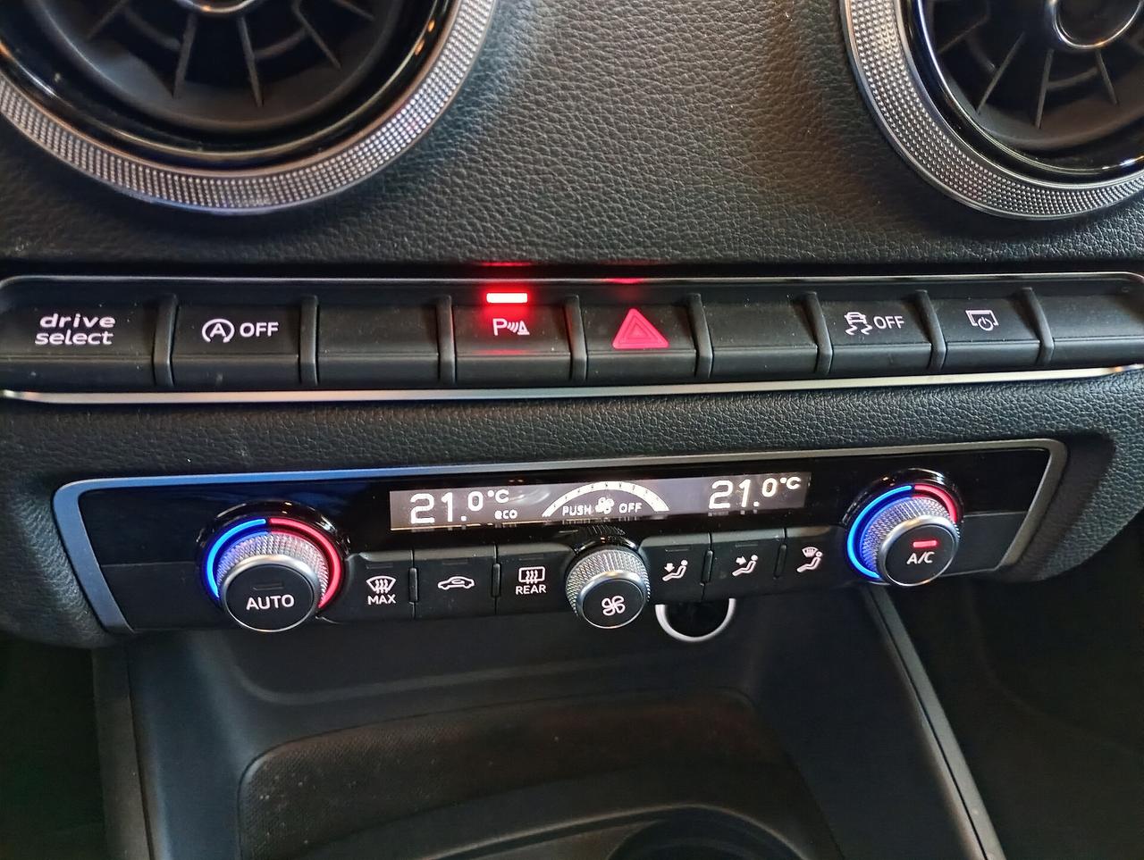 Audi A3 SPB 1.6 TDI 116 CV Sport - NEOPATENTATI