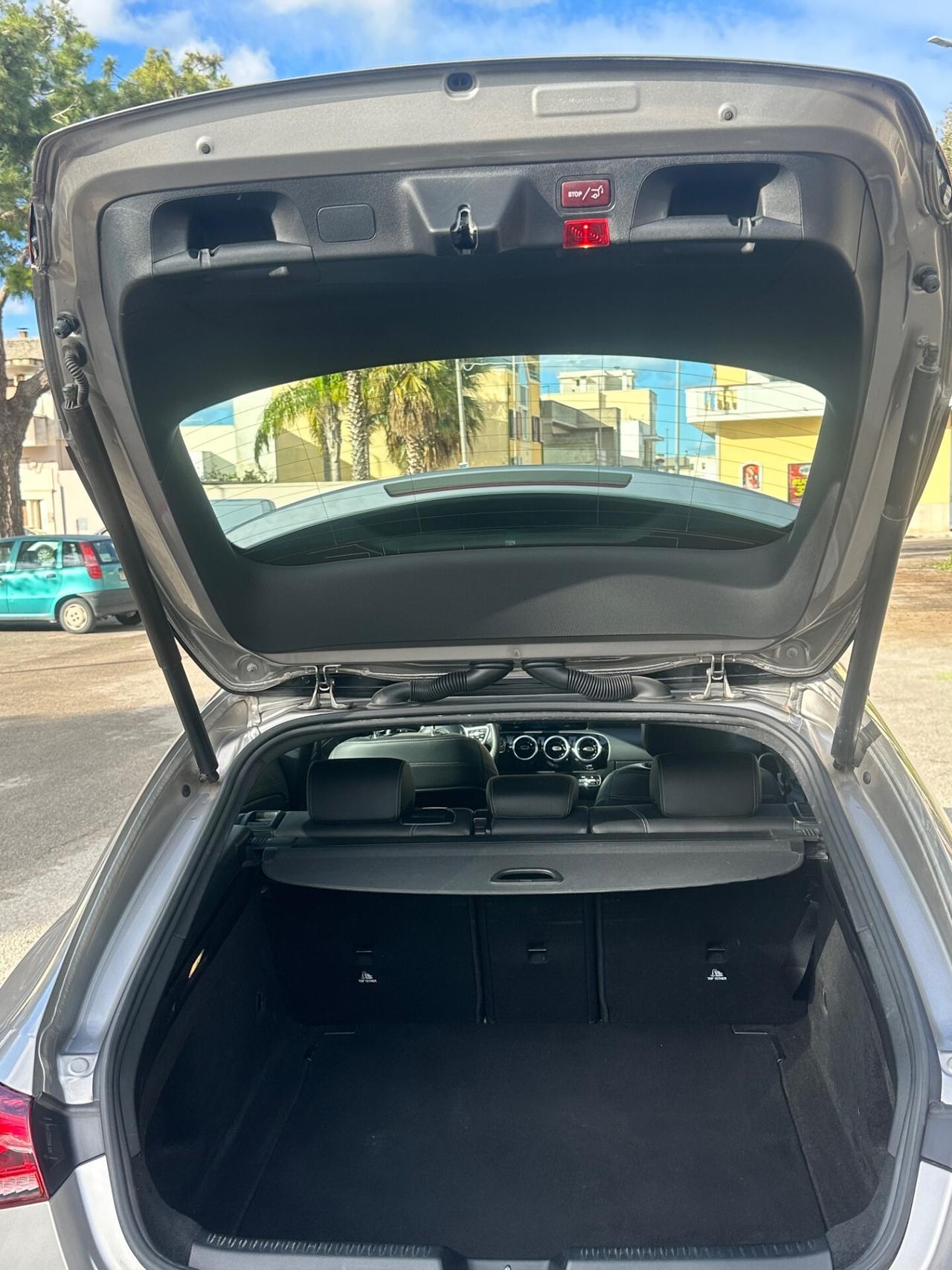 MERCEDES-BENZ CLA 200 d Automatic Shooting Brake