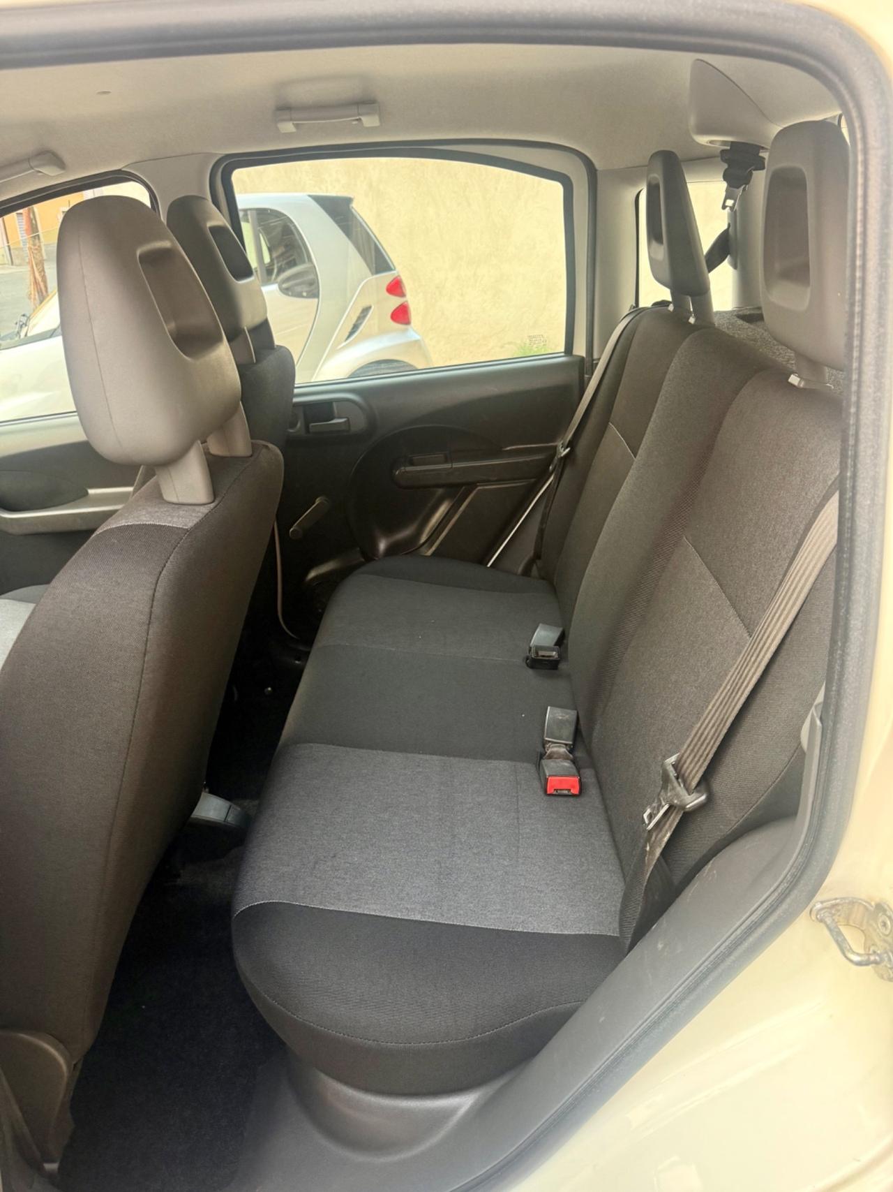 Fiat Panda 1.3 MJT 16V DPF 4x4 Climbing
