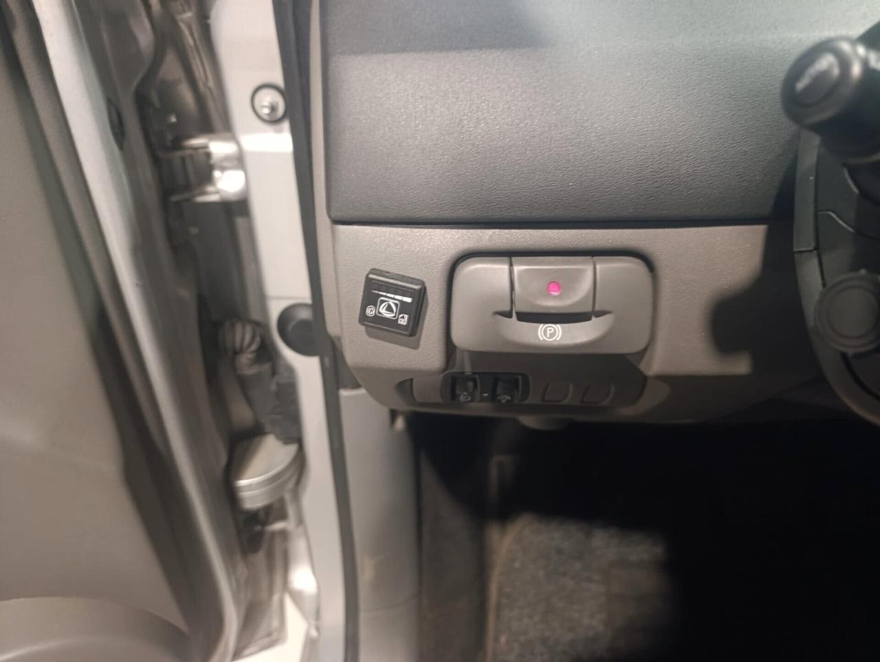 RENAULT SCENIC del 2006 GPL AUTOMATICO