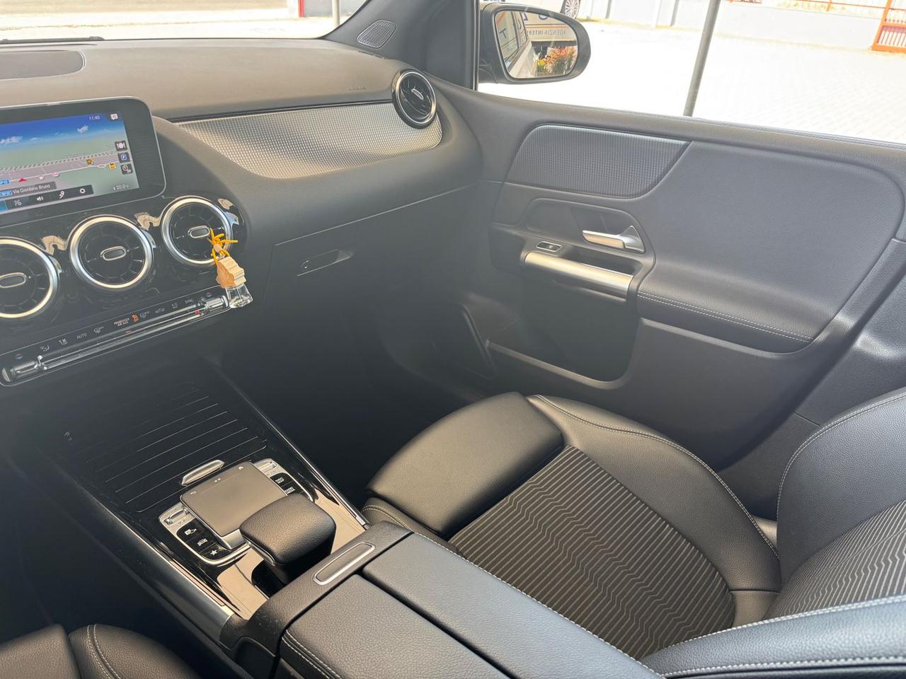 Mercedes-Benz B 180 Sport Plus B 180 D