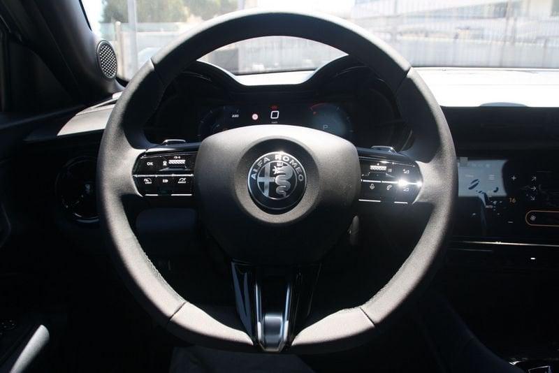 Alfa Romeo Junior 1.2 145 CV Hybrid eDCT6 Q4