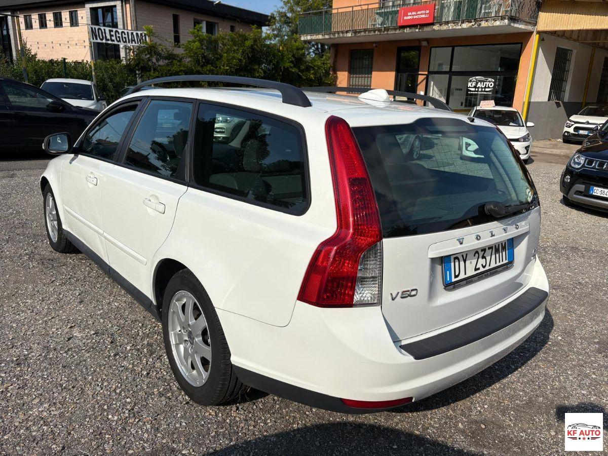 VOLVO - V50 1.6d drive R-design-POCHISSIMI KM