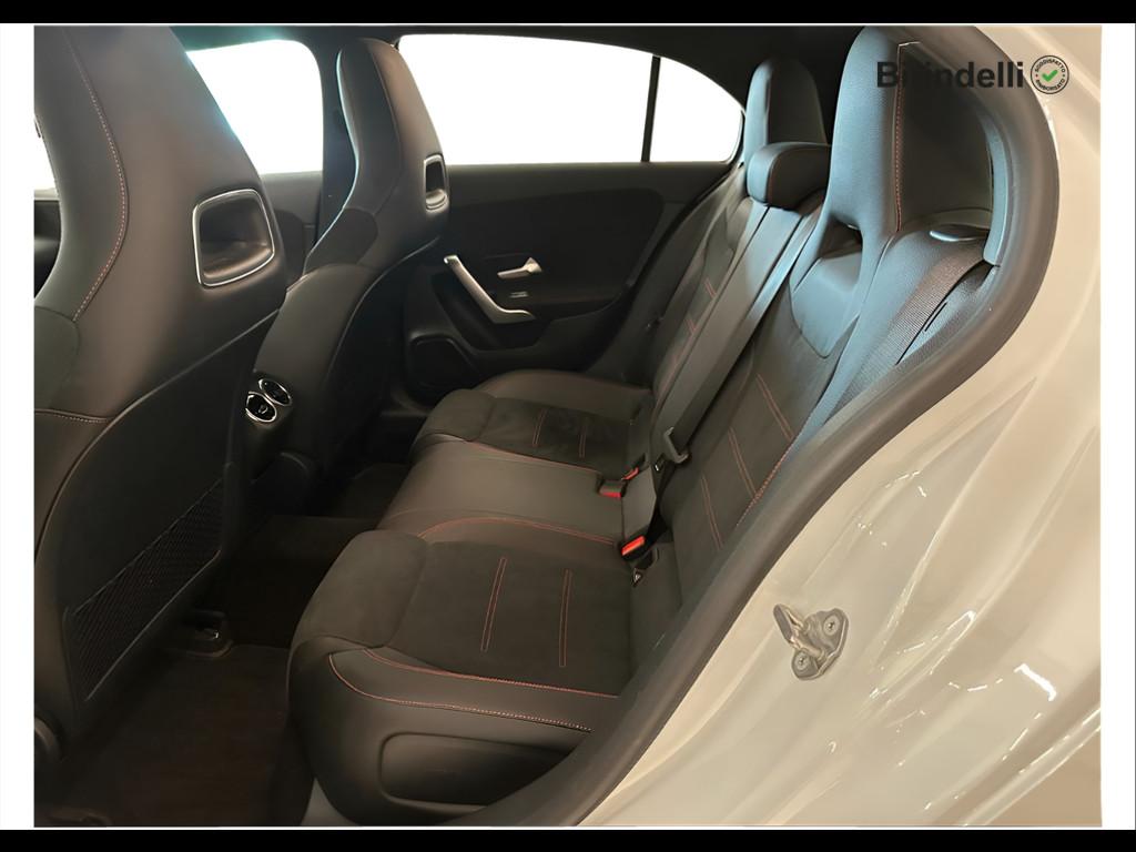 Mercedes-Benz Classe A (W177) - A 200 d Automatic Premium
