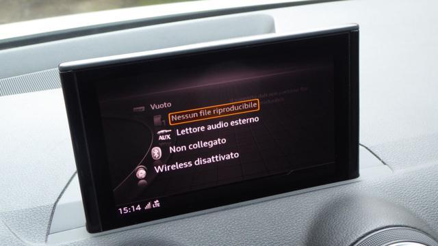 AUDI Q2 35 TDI quattro S-Tronic