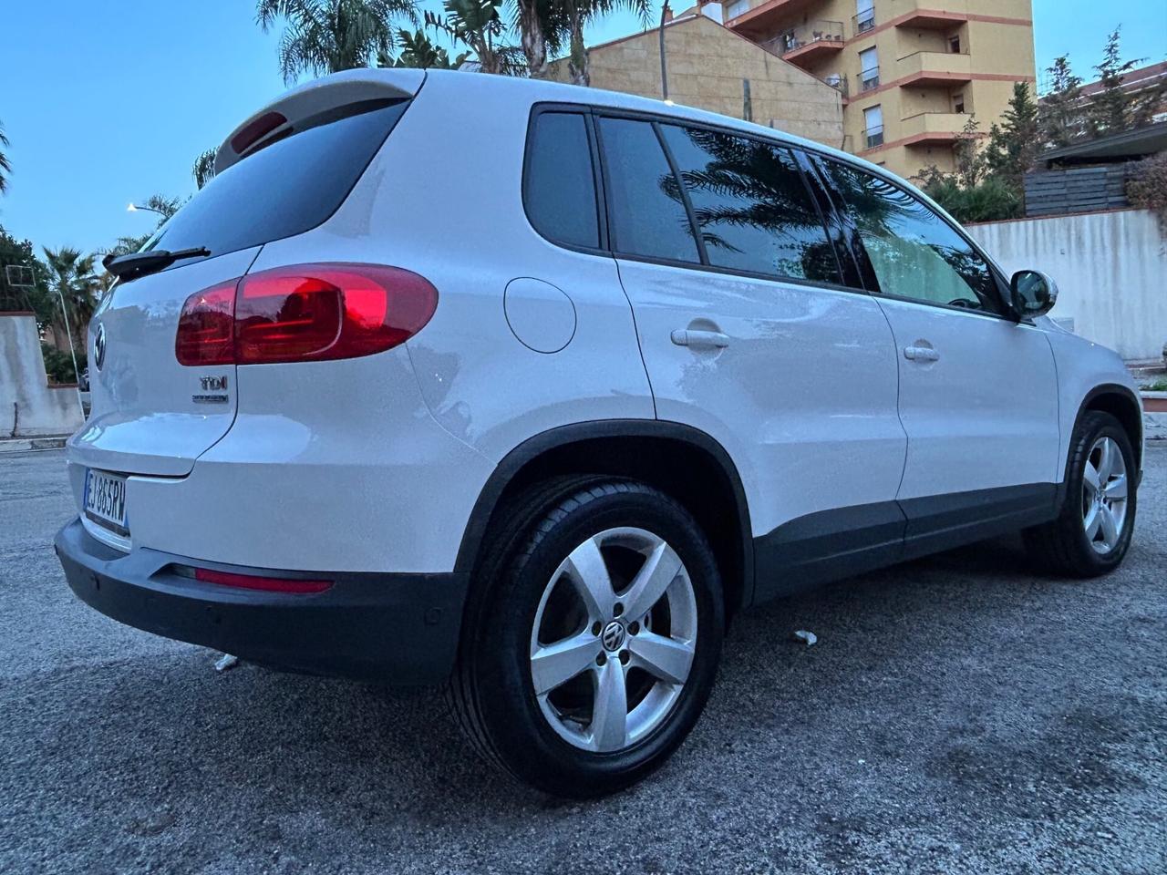Volkswagen Tiguan 2.0 TDI unico proprietario .