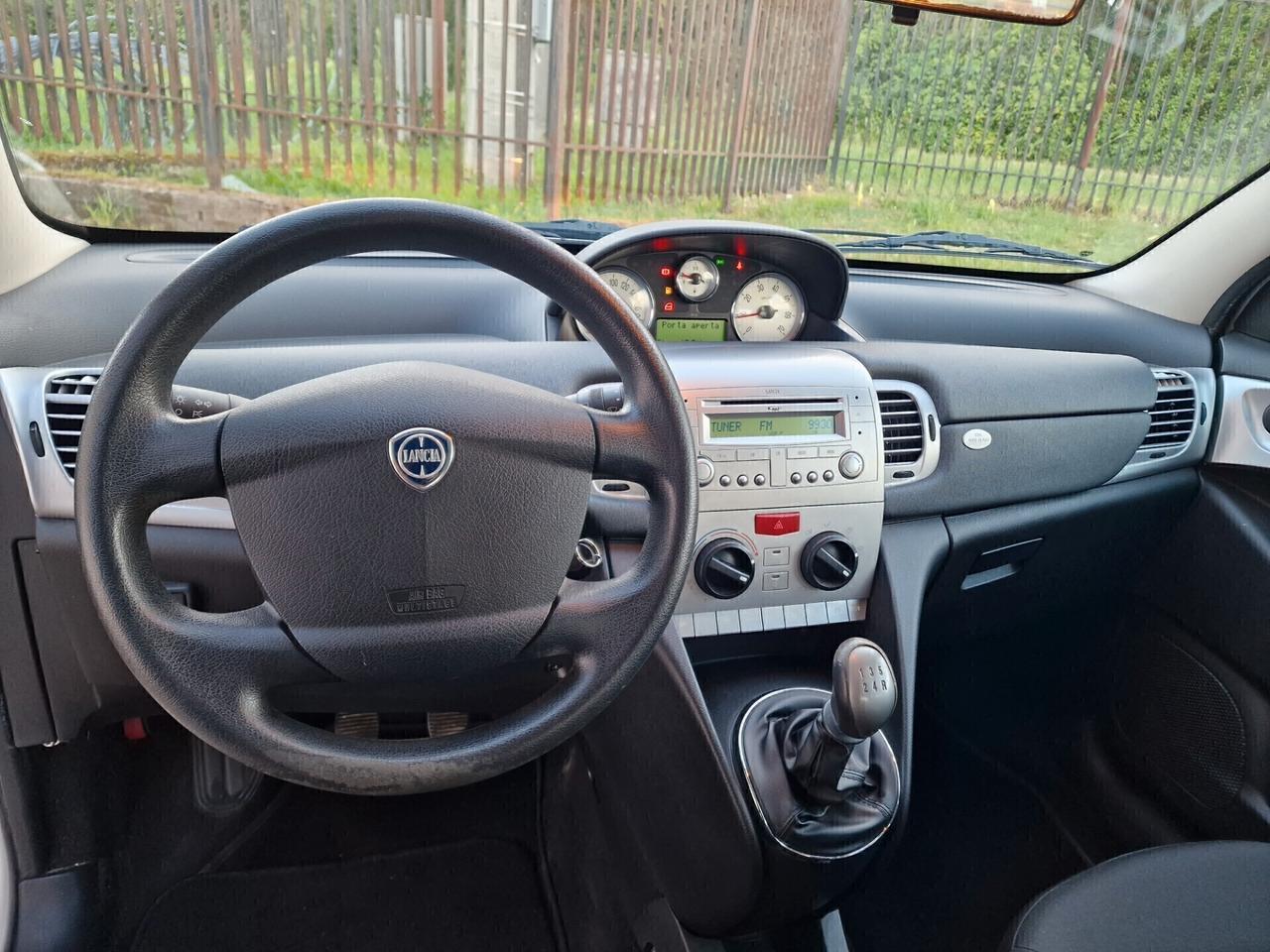 LANCIA YPSILON 1.4 Unyca Ecochic GPL