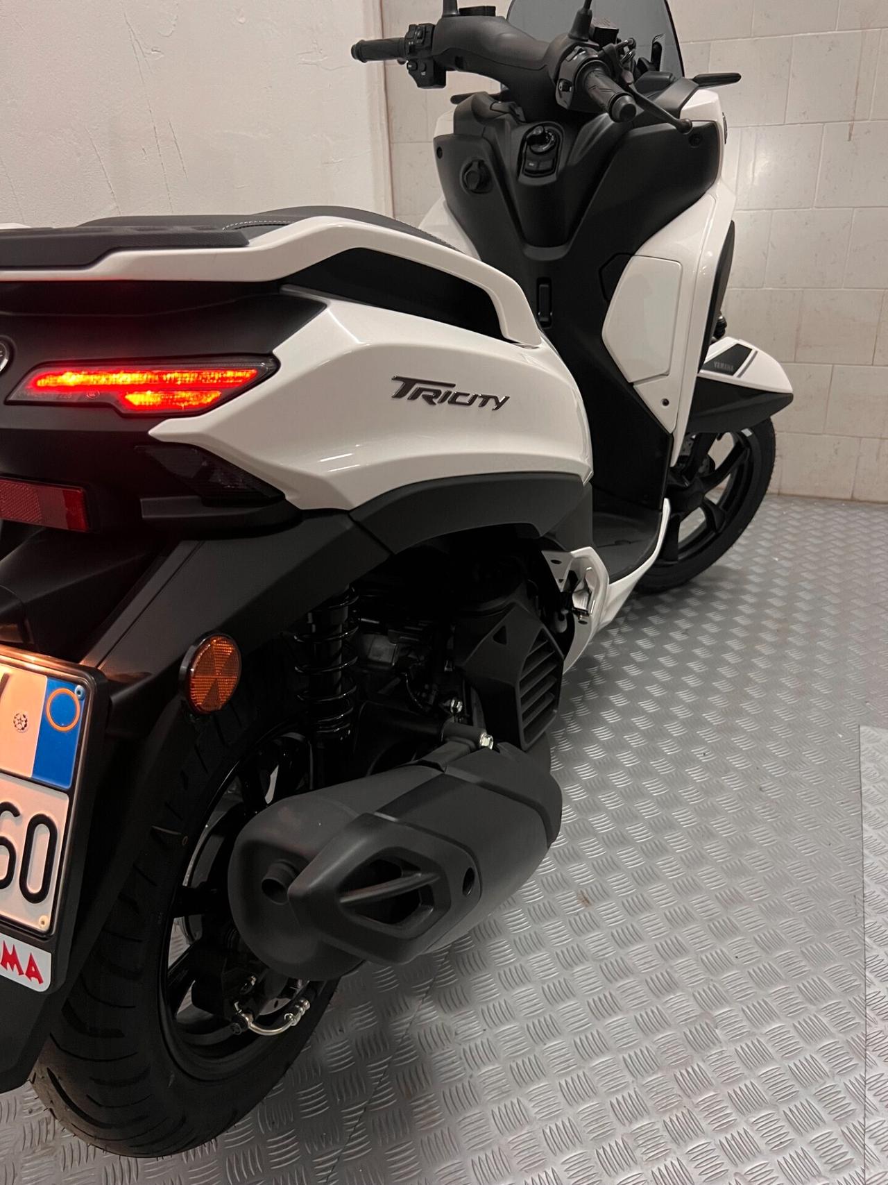 Yamaha Tricity 125 WM6 MILKY WHITE