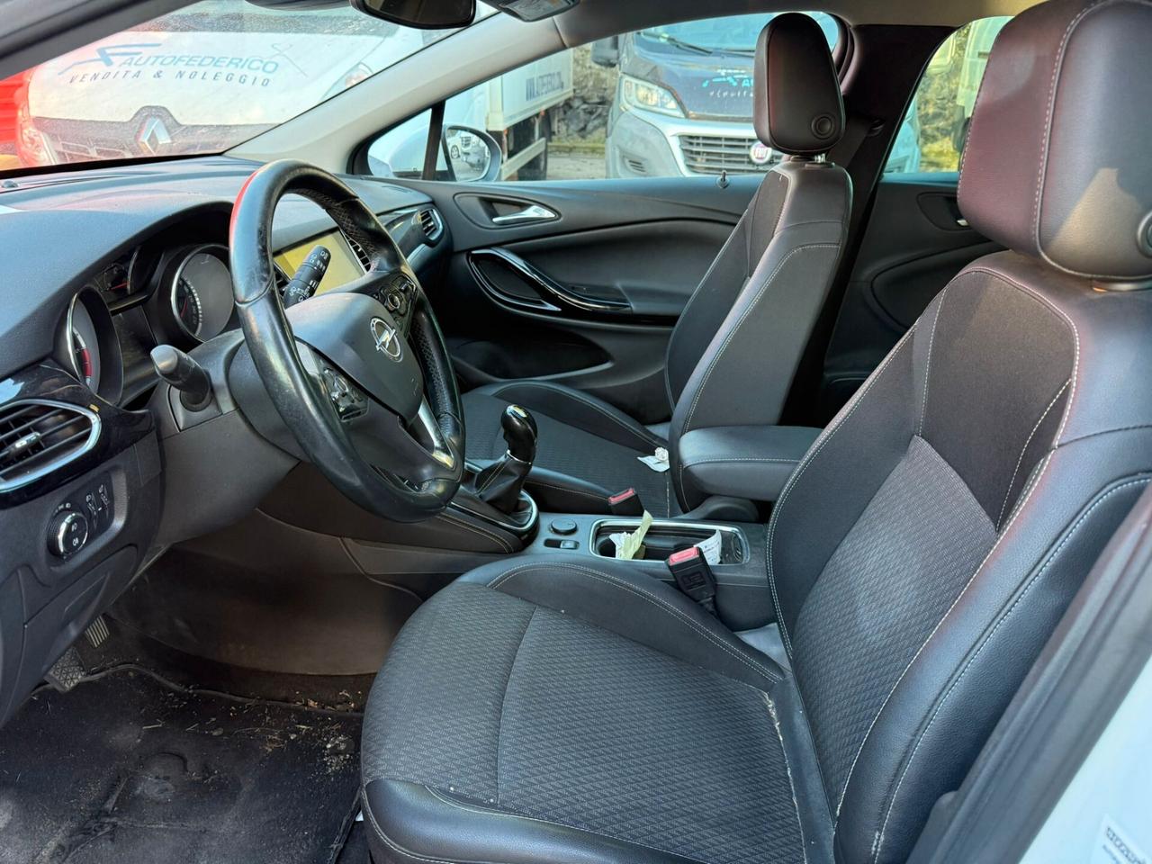 Opel Astra 1.6 Cdti 136cv S.W. Motore rotto