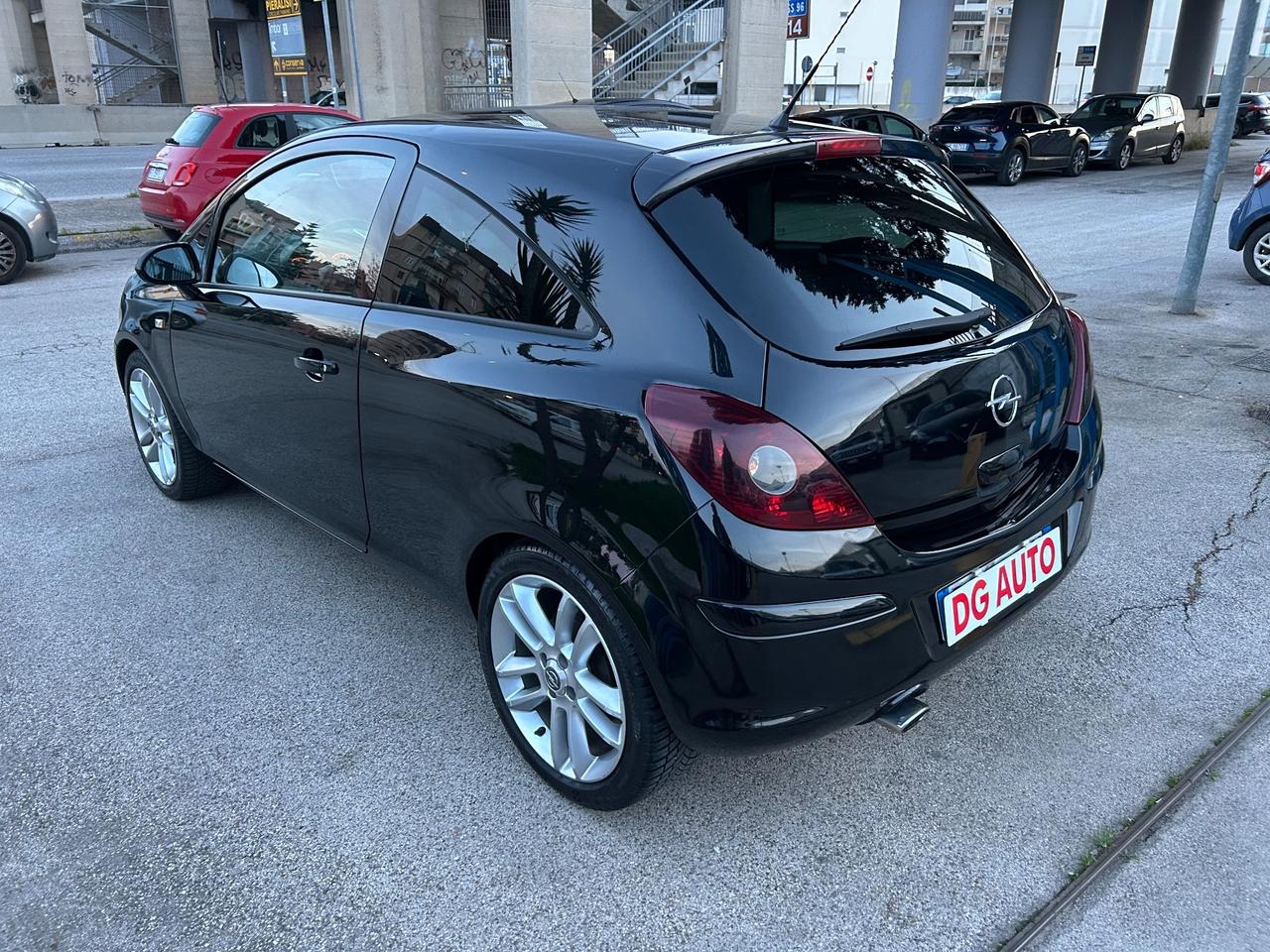 Opel Corsa 1.3 CDTI 90 cavalli 2008 140.000 km