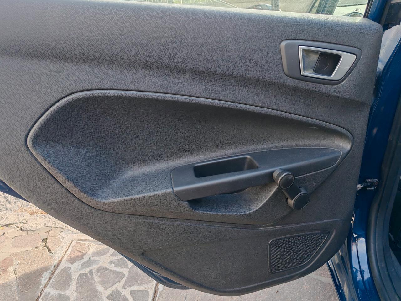 Ford Fiesta 1.4 5p. Bz.- GPL Titanium 2013