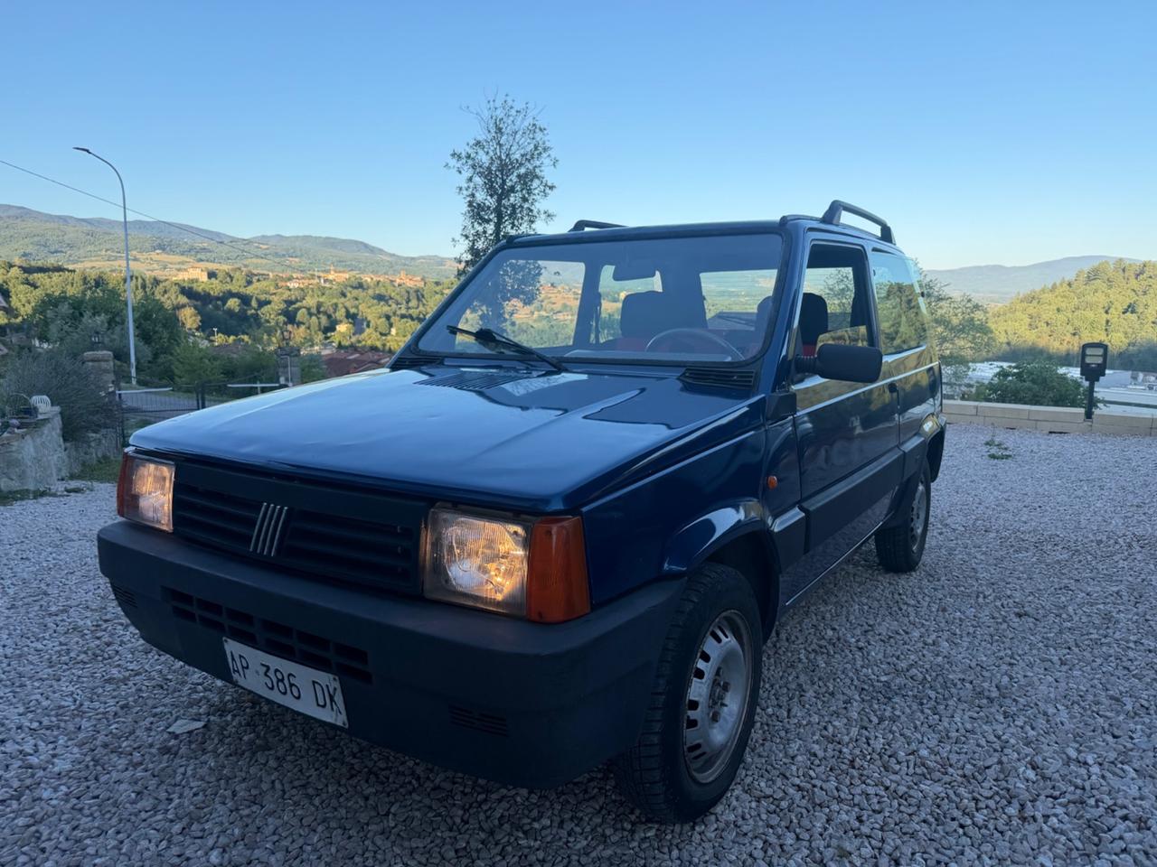 Fiat Panda 900 i.e. cat Jolly