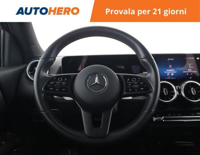 MERCEDES-BENZ GLB 180 d Automatic Business