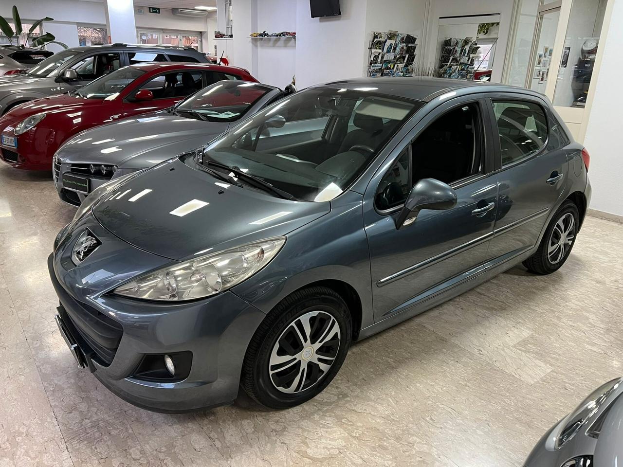 Peugeot 207 1.4 HDi 70CV 5 Porte