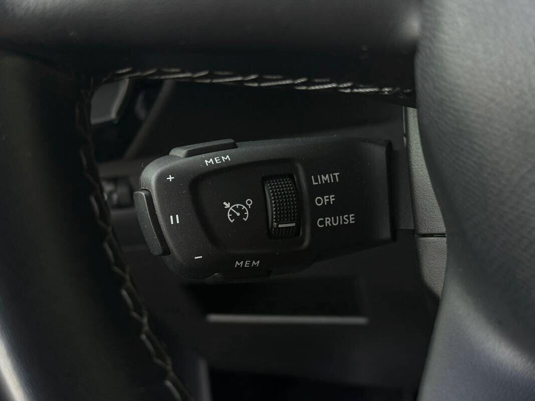 DS DS7 1.5 bluehdi Bast.Busin.130cv auto