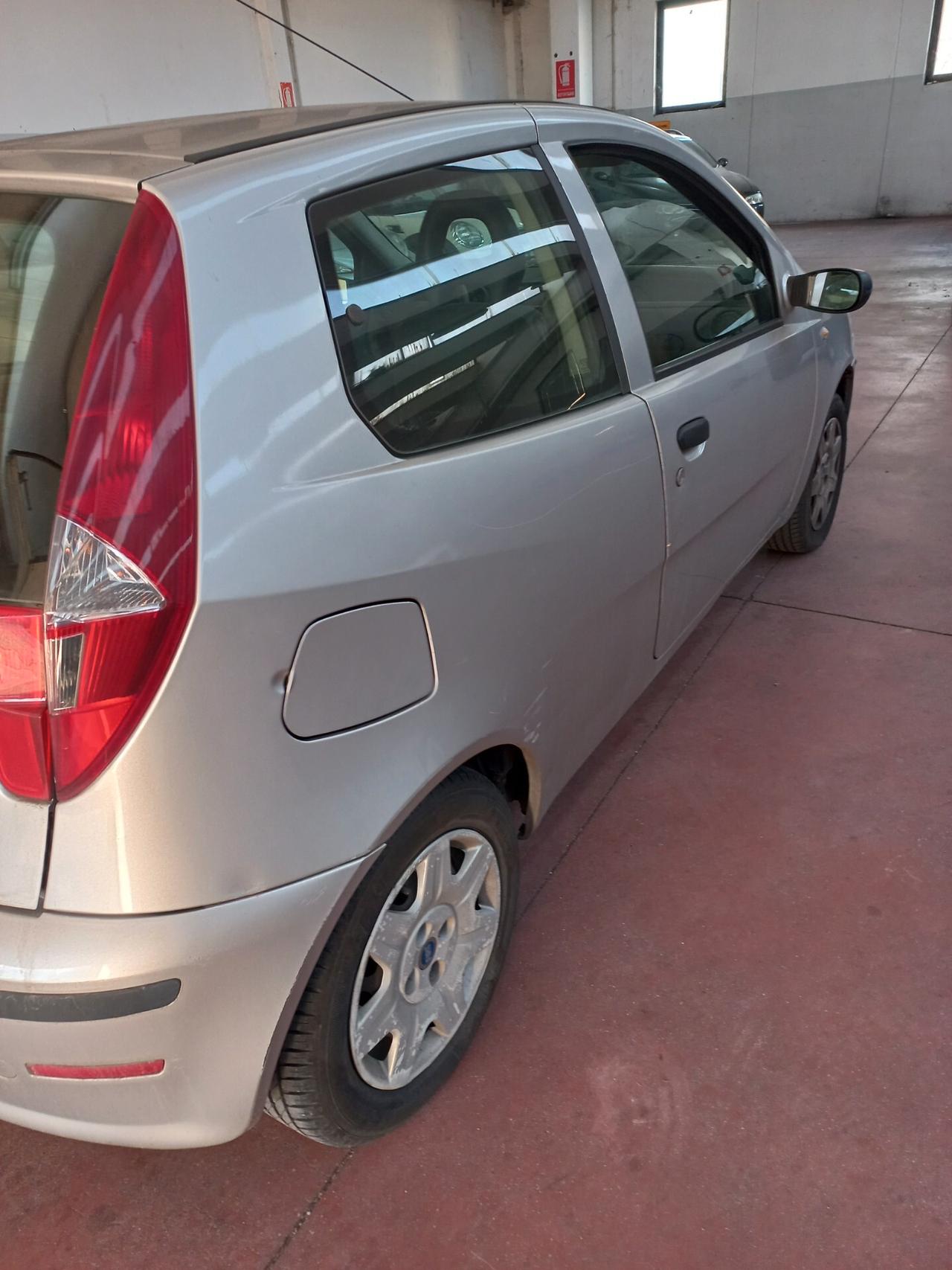 Fiat Punto 1.2i cat 3 porte ELX