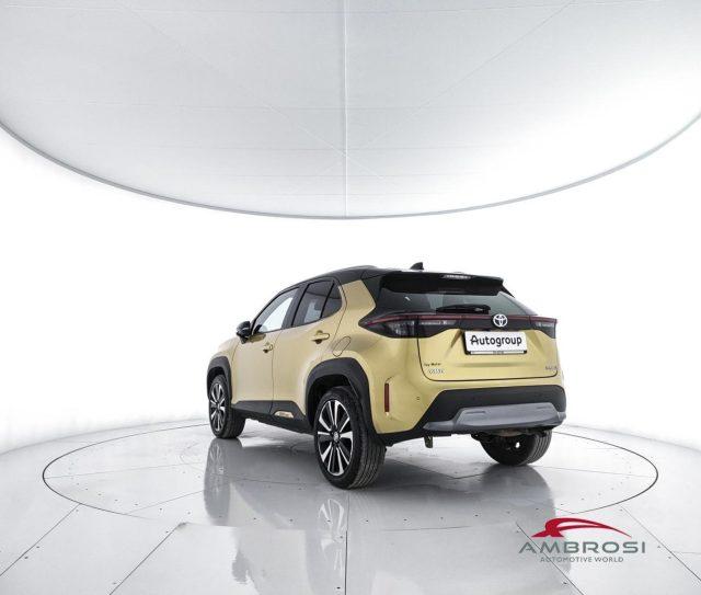 TOYOTA Yaris Cross 1.5 Hybrid 5p. E-CVT AWD-i Premiere