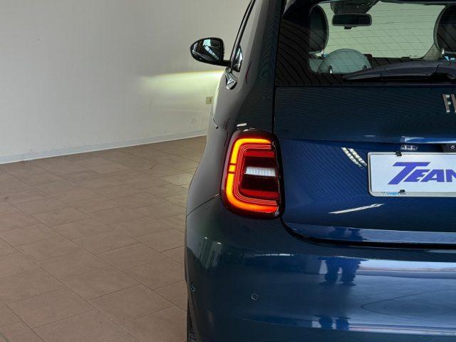 FIAT 500e 42kWh La Prima Unicoprop. 320km di Autonomia