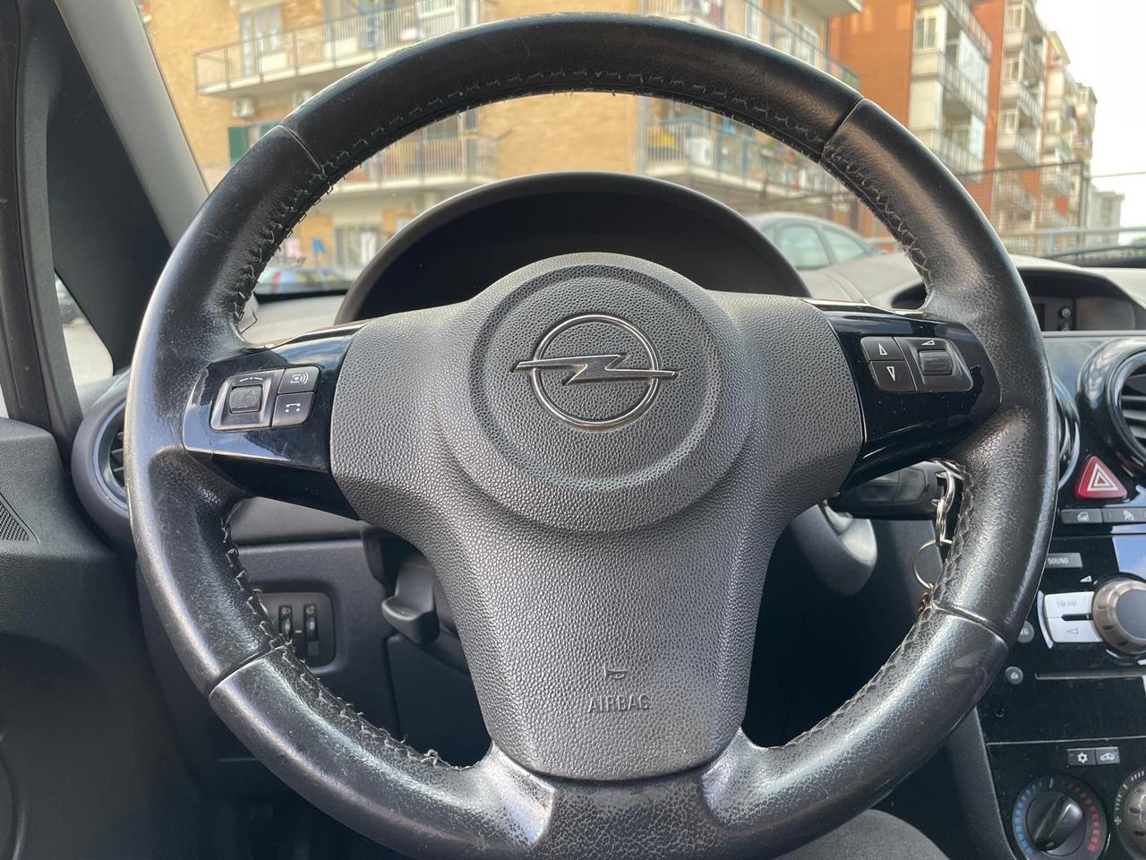 Opel Corsa 1.0 12V 5 porte CON 147MILA KM