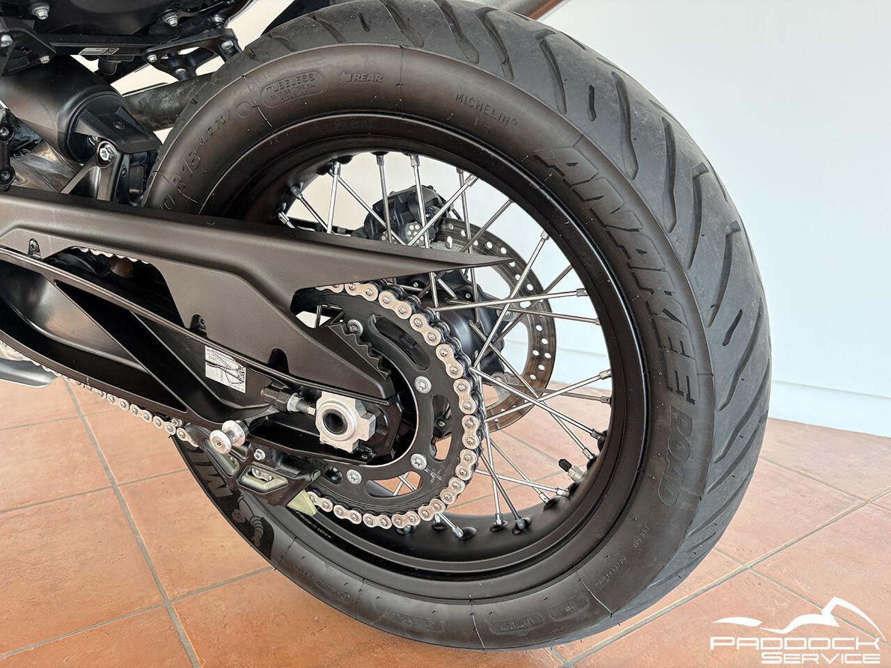 Husqvarna Norden 901 2023 17.013 km*********