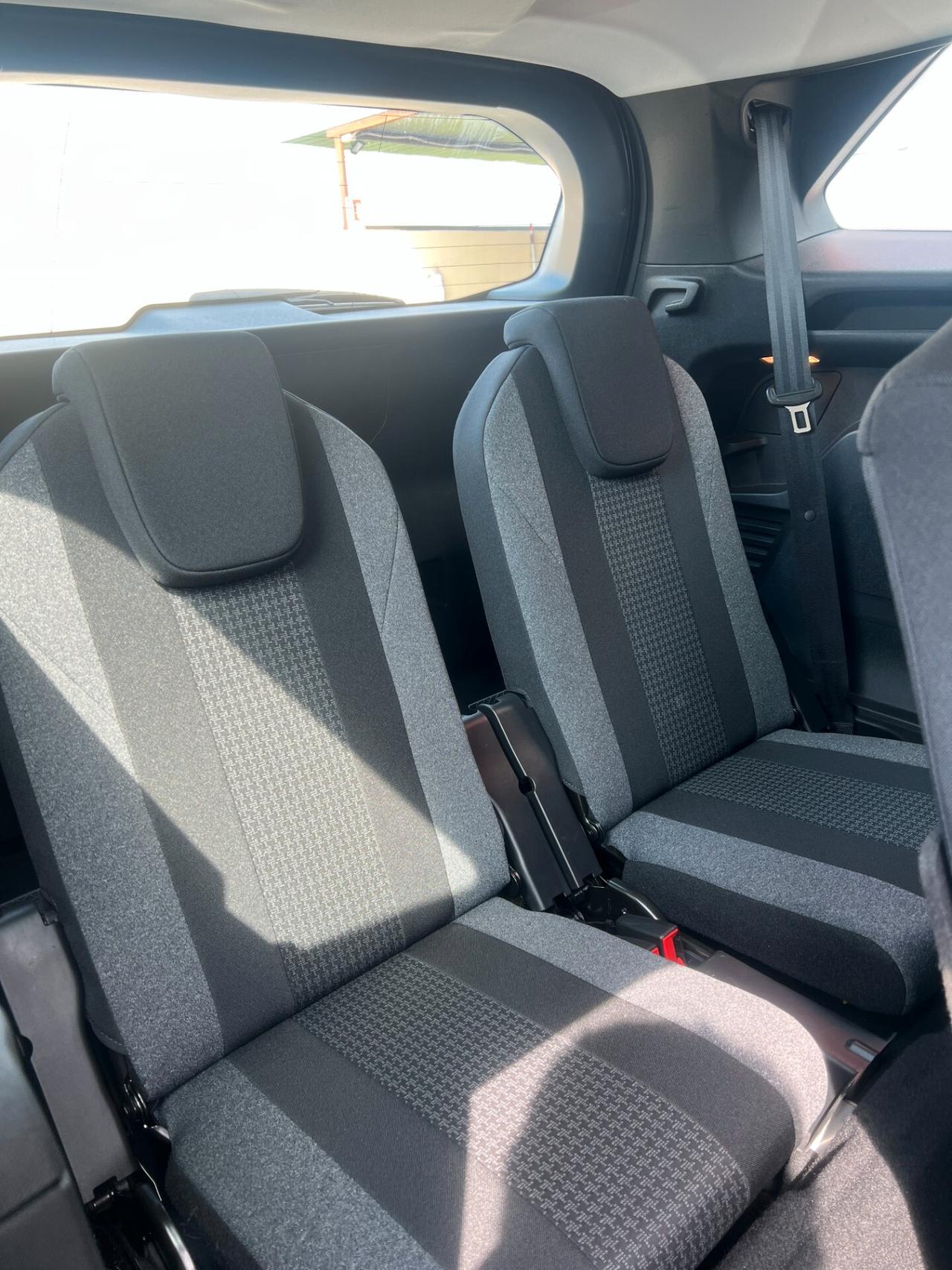 Peugeot 5008 - 7 Posti - Full Led - 1.5 Hdi