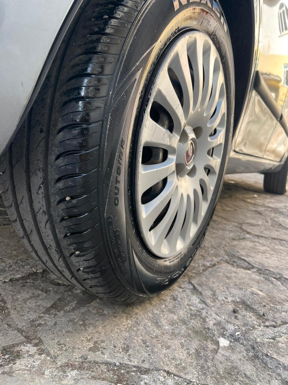 Fiat Grande Punto 1.3 MJT 75 CV 5 porte Dynamic