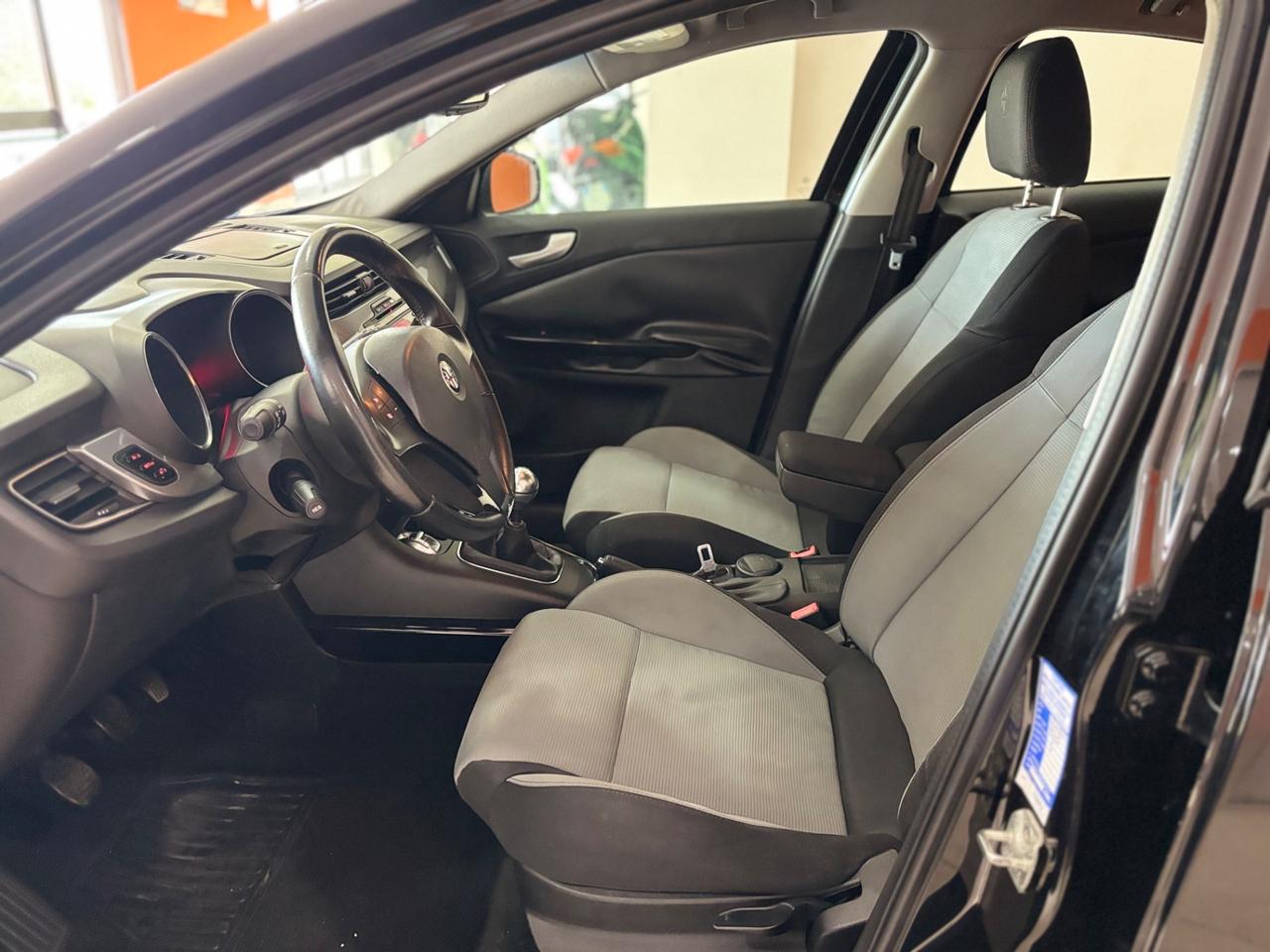 Alfa Romeo Giulietta 1.4 Turbo 120 CV Distinctive permute finanziamenti