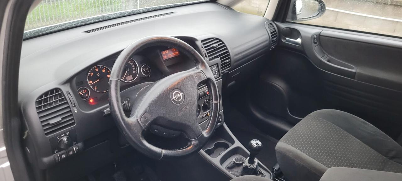 Opel Zafira 7 POSTI 2.0 16V DTI cat Comfort