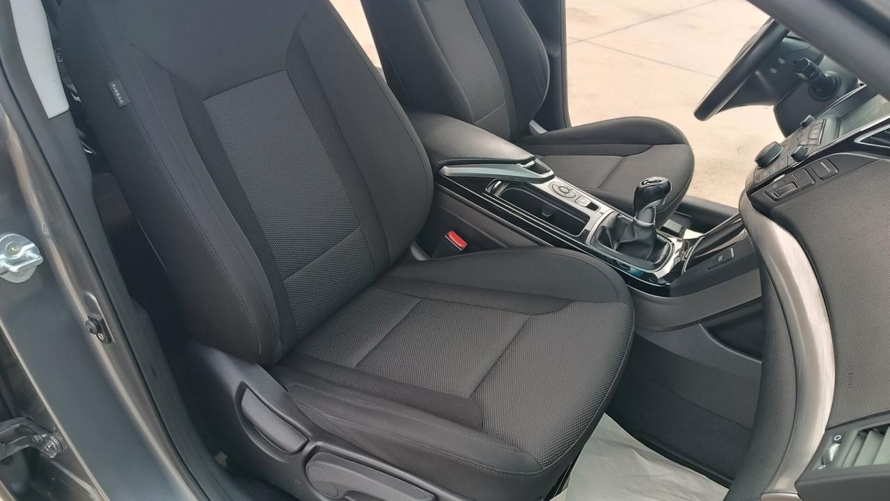 Hyundai i40 Wagon 1.7 CRDi 141 CV Business