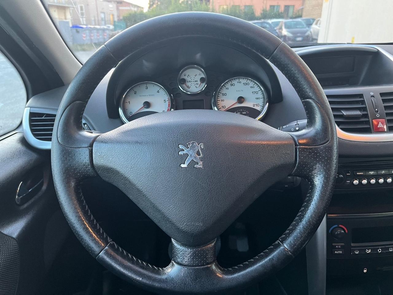 Peugeot 207 1.6 HDi 90CV 5p. XS