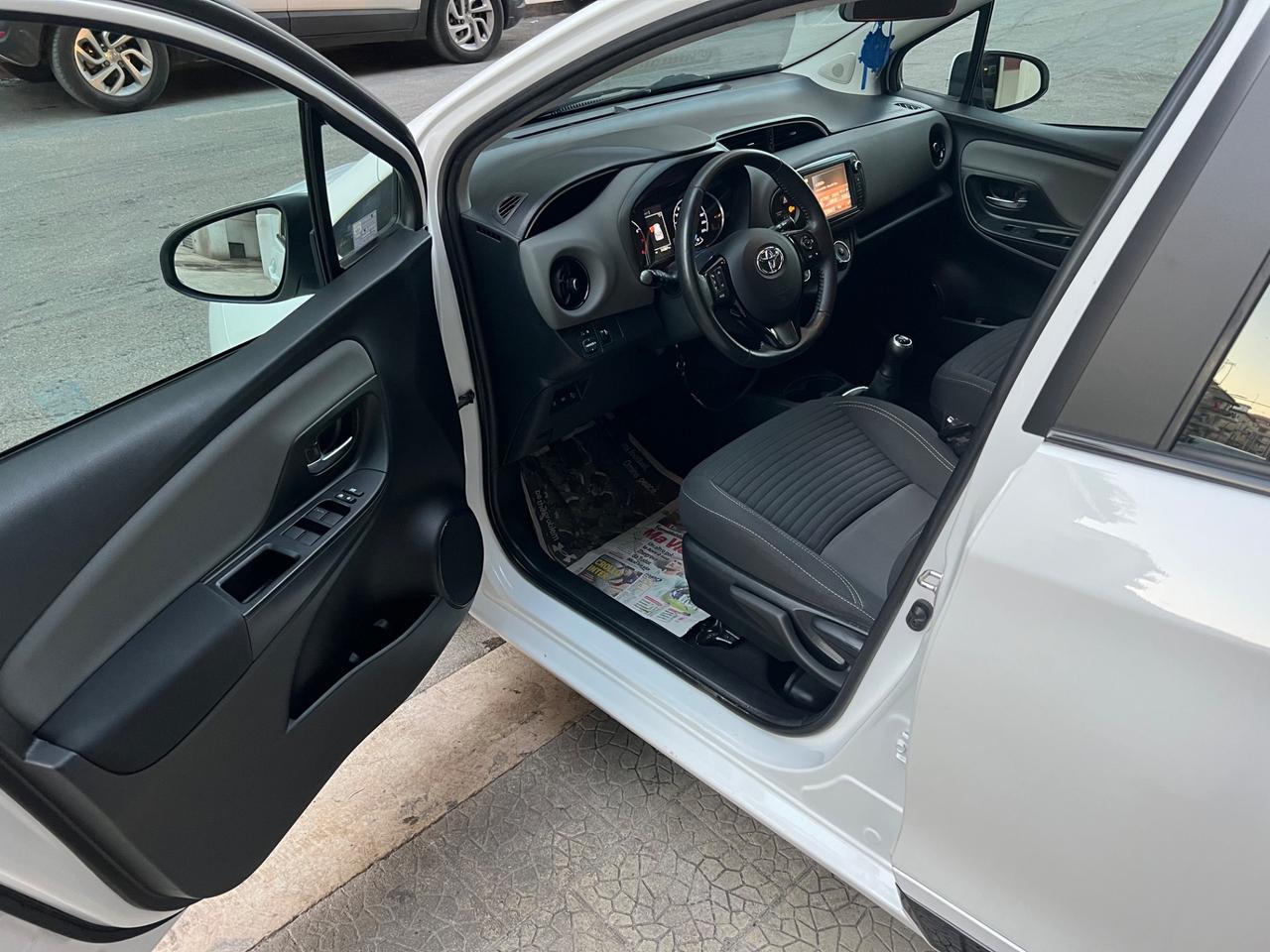 Toyota Yaris 1.0 72 CV 5 porte Active
