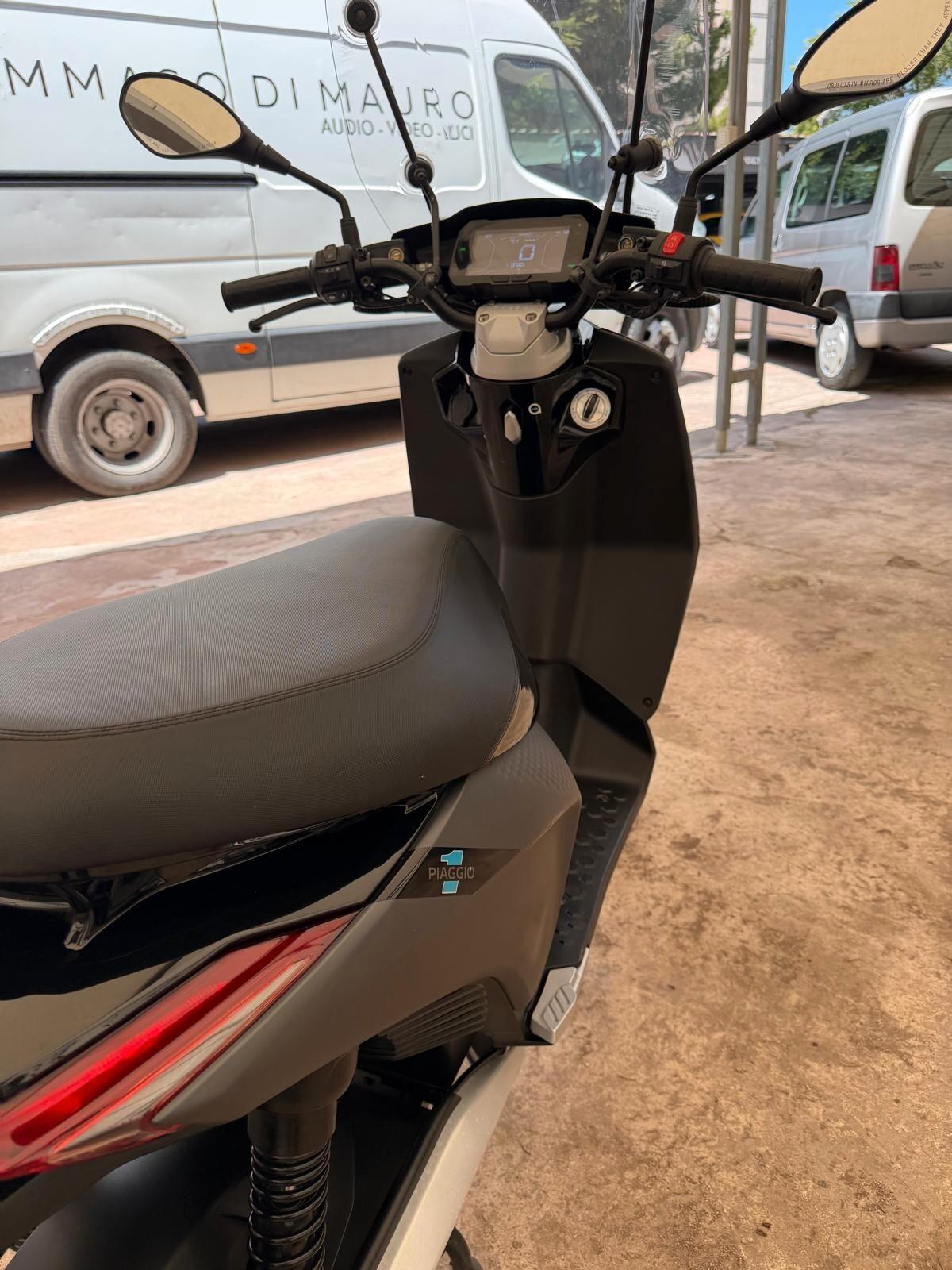 Piaggio 1 Active