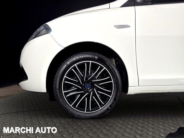 LANCIA Ypsilon 1.0 FireFly 5 porte S&S Hybrid Ecochic Gold