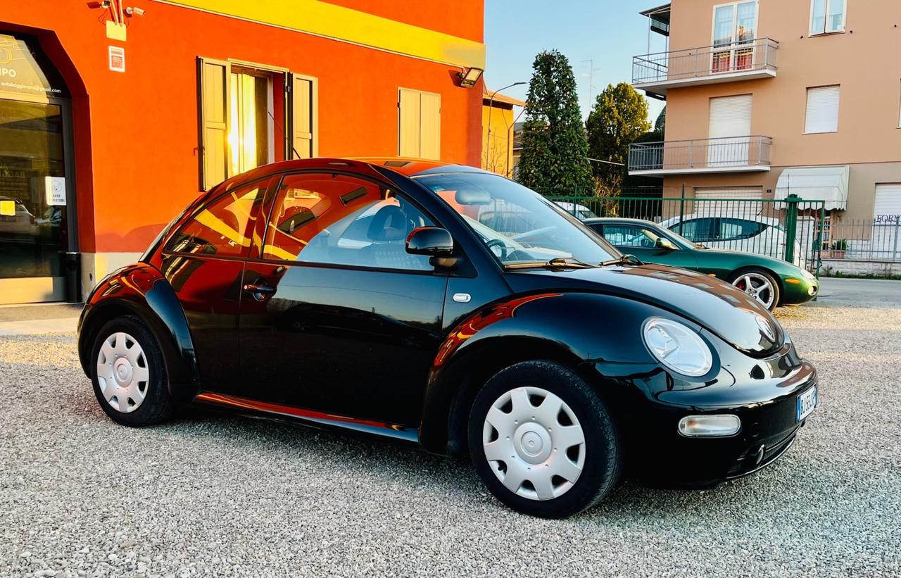 Volkswagen New Beetle 1.6