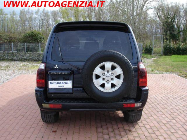 MITSUBISHI Pajero 3.2 16V DI-D 3p.Intense Automatico