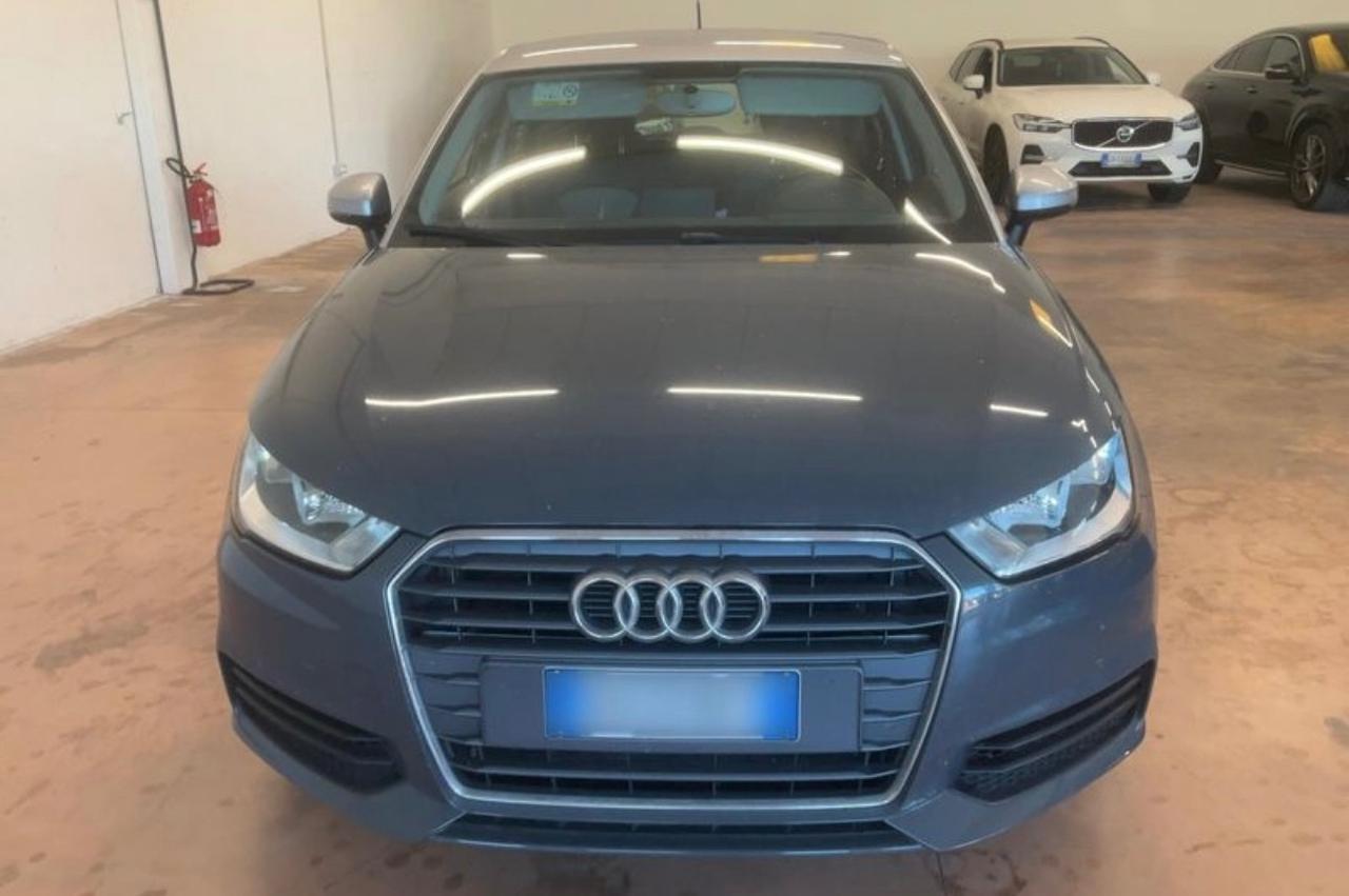AUDI A1 Sportback 1.0 TFSI Metal Plus