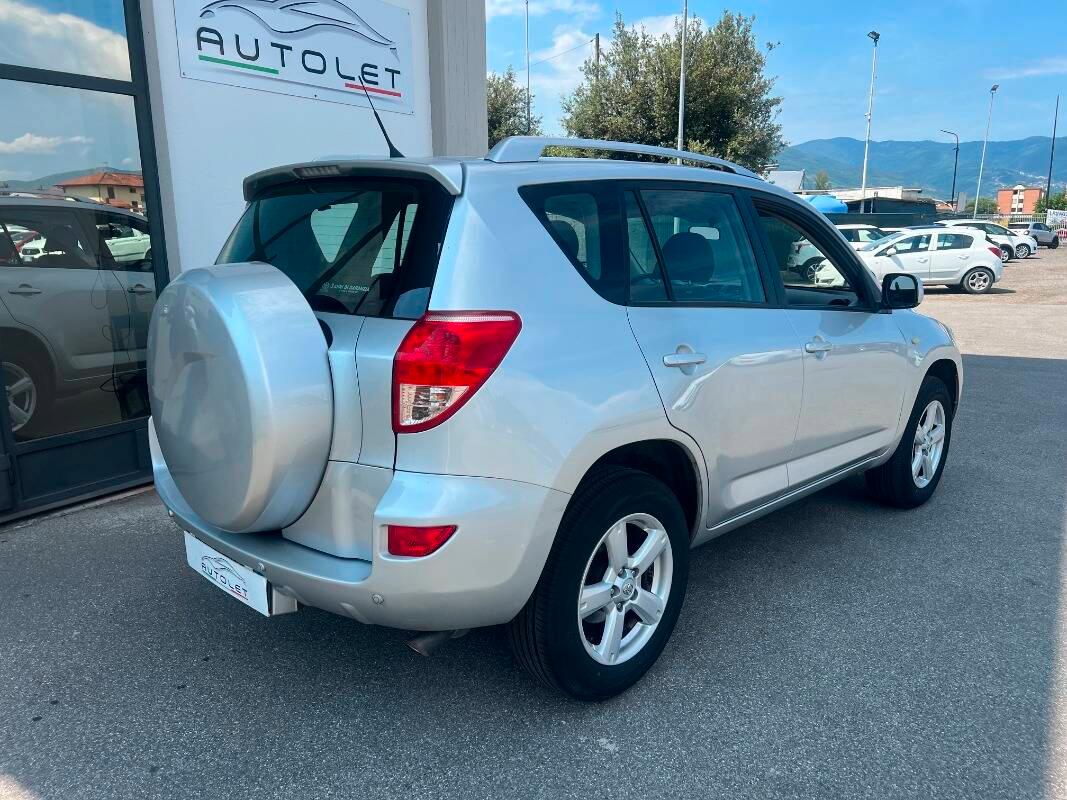 Toyota RAV4 2.2 d-4d 136cv