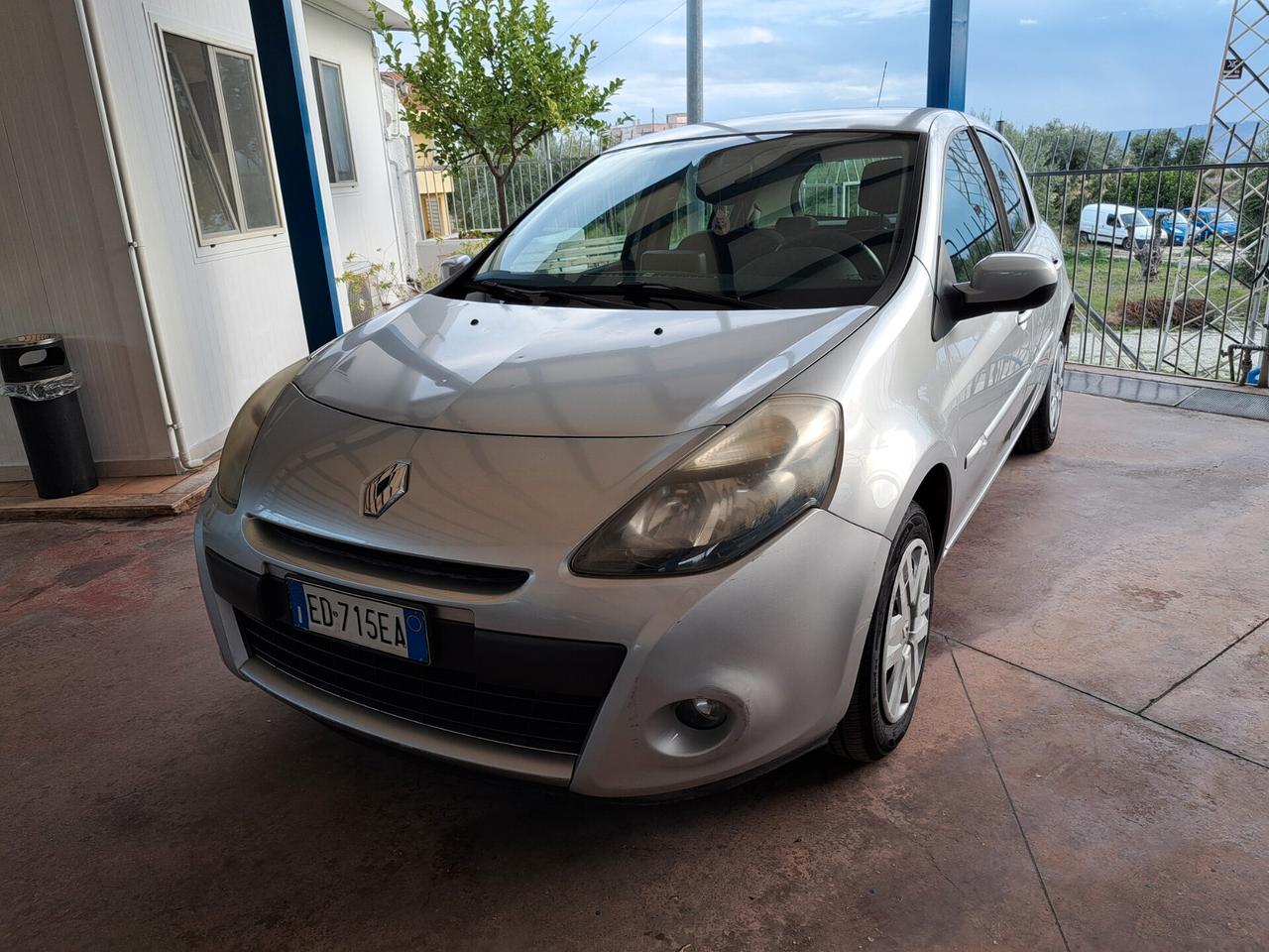 Renault Clio 1.2 Benz. 5 porte Confort