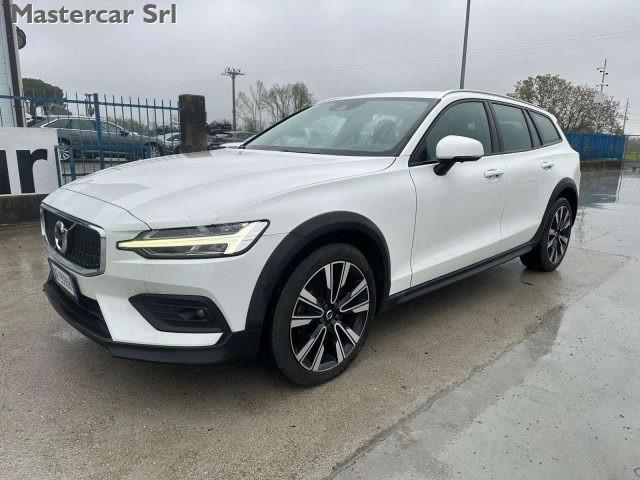 VOLVO V60 Cross Country V60 Cross 2.0 b4 Business Pro awd auto - GE939CH